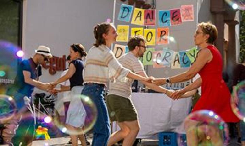 Menschen tanzen Gemeinsam